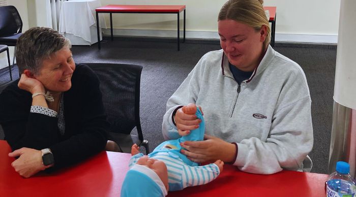  face to face infant massage learning