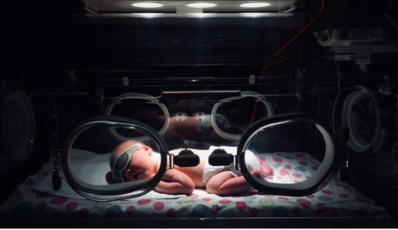 Infant receiving phototherapy